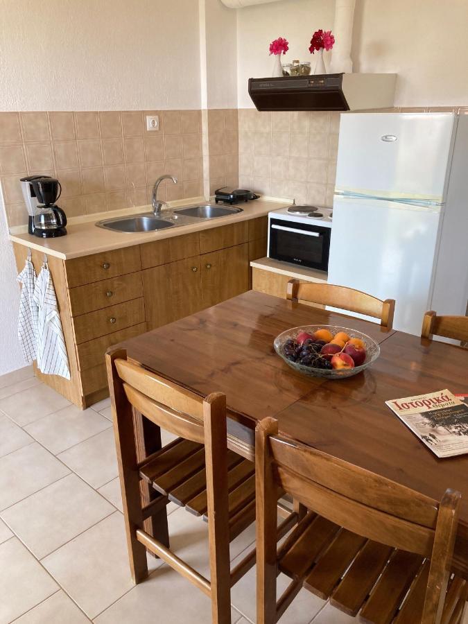 Apartamento Antonio By The Sea Kriopigi Exterior foto