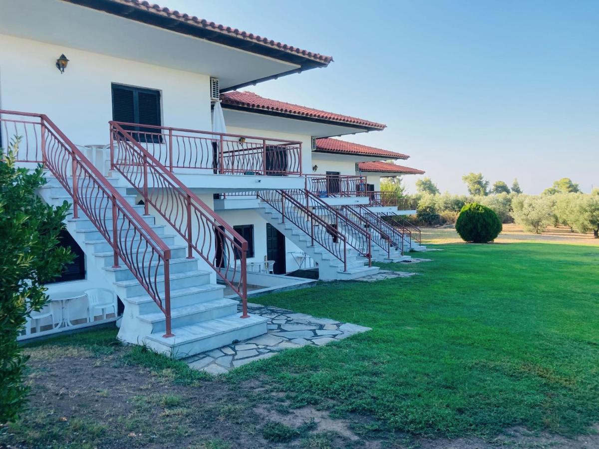 Apartamento Antonio By The Sea Kriopigi Exterior foto